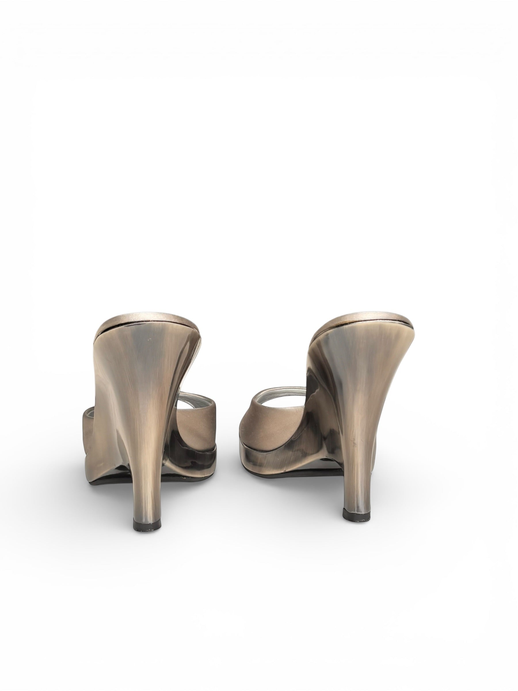 S/S 1998 Silver Chrome Plexiglass Wedge EU 38