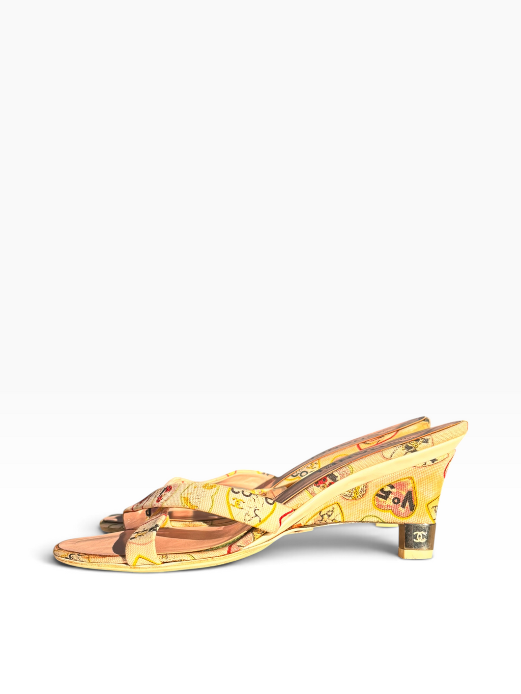2006 Chanel Valentine Mules